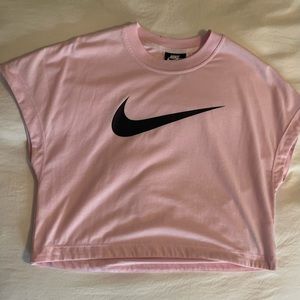 Nike Cropped T